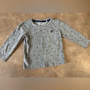 Craft + Flow Gray Long Sleeve Kids Tee with Pocket, 2T